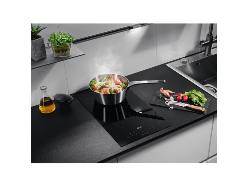 AEG 3000 Series IKB32300CB - Induktions kogeplade - 2 plader - Niche - bredde: 27 cm - dybde: 49 cm - rammeløs - sort