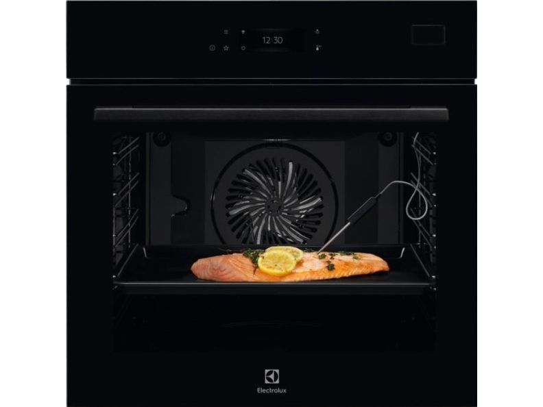 Electrolux SteamBoost 800 EOB8S39WZ - Ovn - med dampfunktion - til indbygning - Wi-Fi - niche - bredde: 56 cm - dybde: 55 cm - højde: 59 cm - med selv-rengøring - Klasse A++ - sort