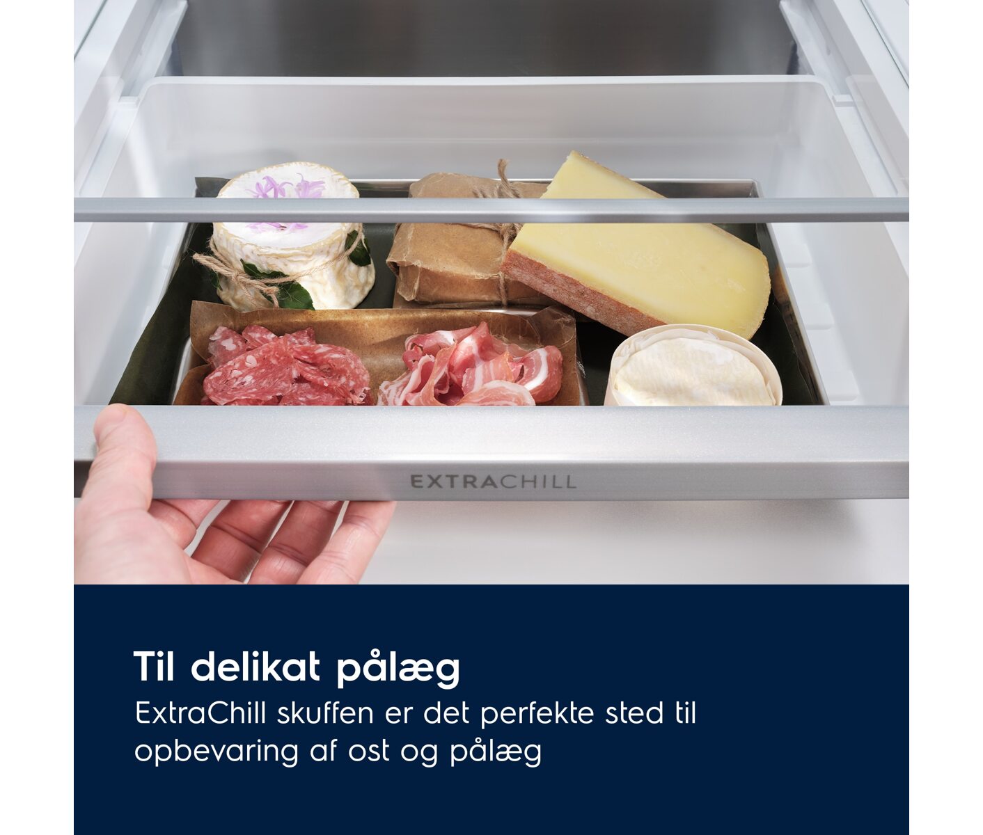 Electrolux LNC7ME36W2 Køle-fryseskab billede 2