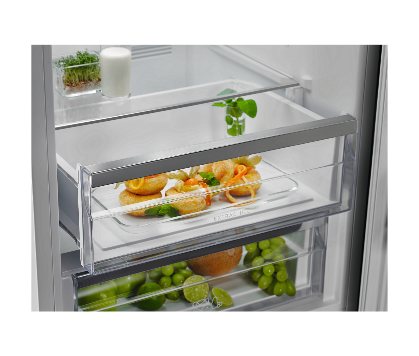 Electrolux LNC7ME36W2 Køle-fryseskab billede 7