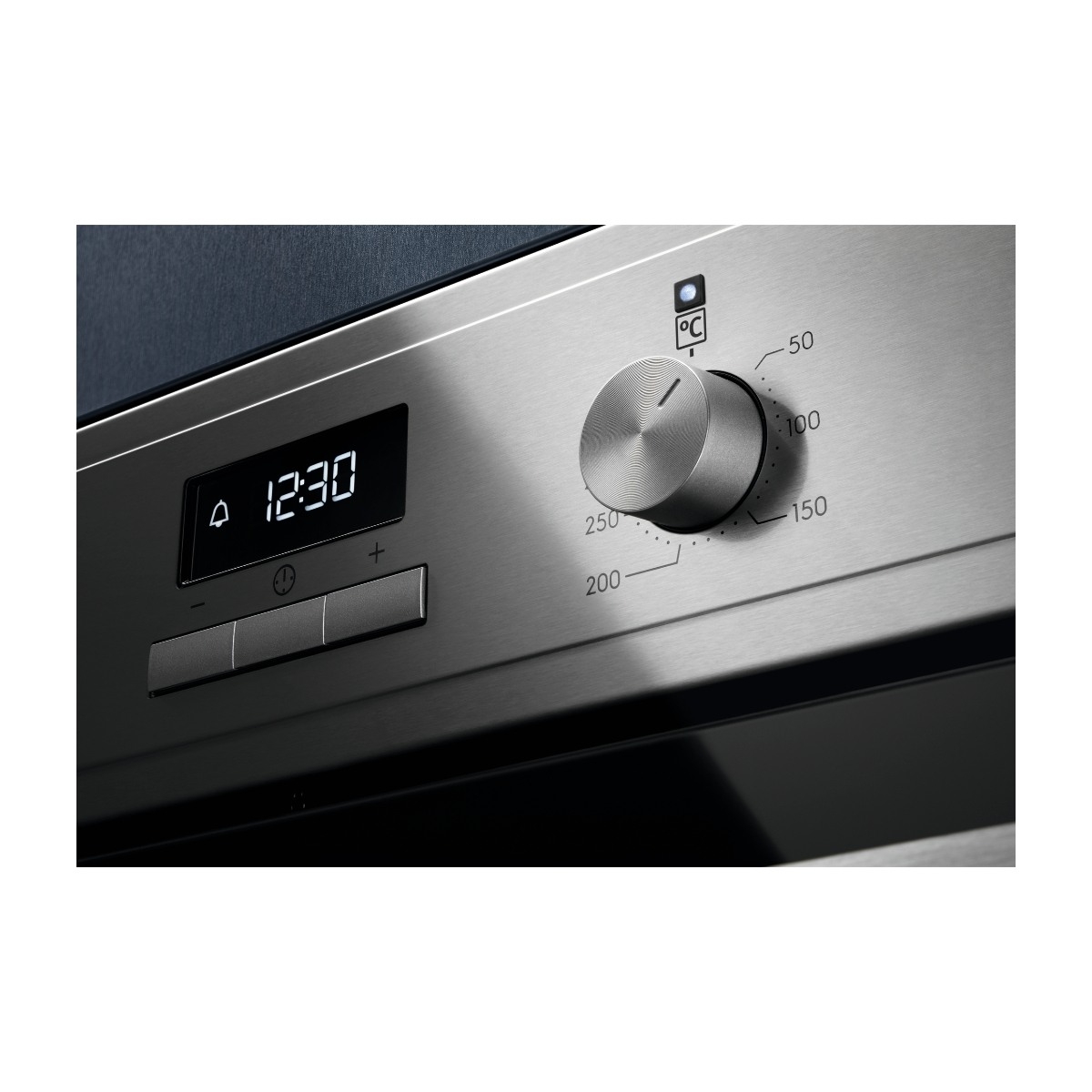 Electrolux 600-serien COB303X indbygningsovn billede 9