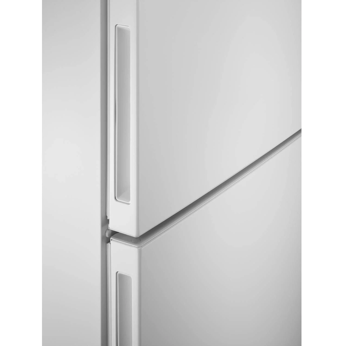 Electrolux LNT4ME36W Fritstående kølefryseskab