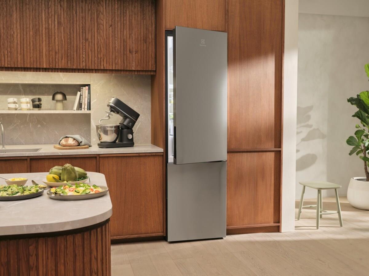 Electrolux LNT7MC32X Fritstående kølefryseskab billede 5