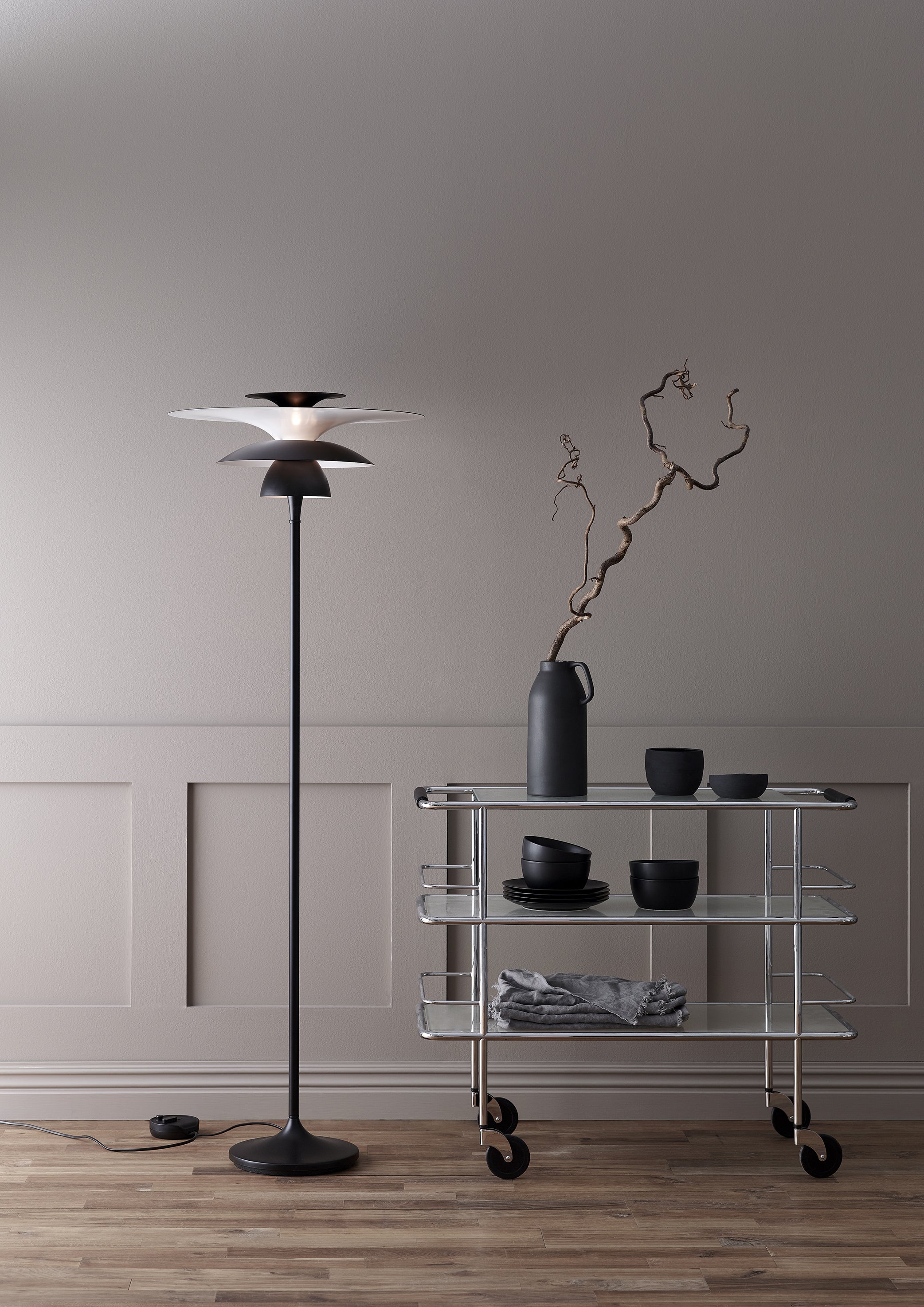 Picasso Gulvlampe Mat sort Ø50 H1490 G9 LED billede 3