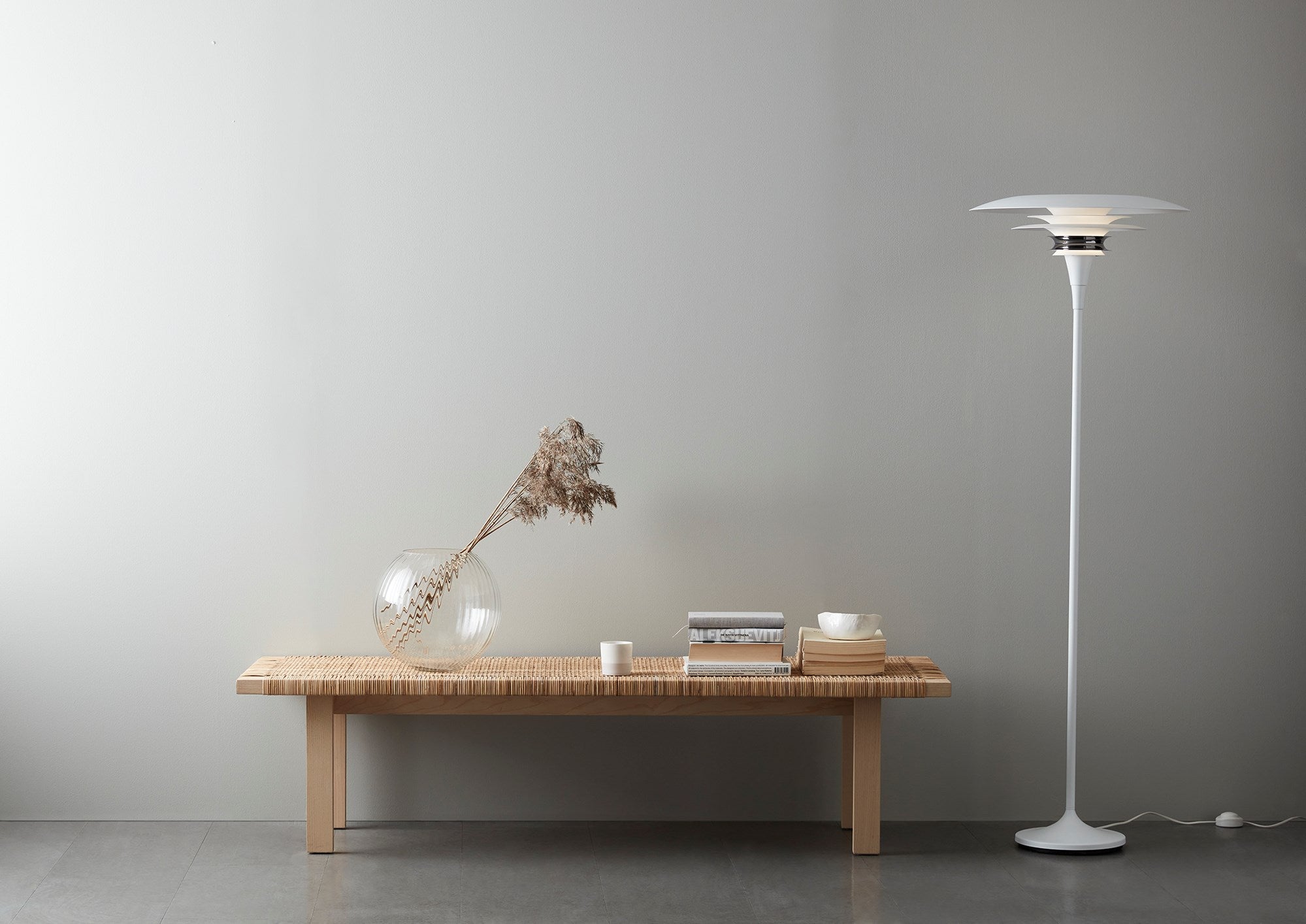 Diablo Gulvlampe Ø50 Mat hvid E27 billede 3