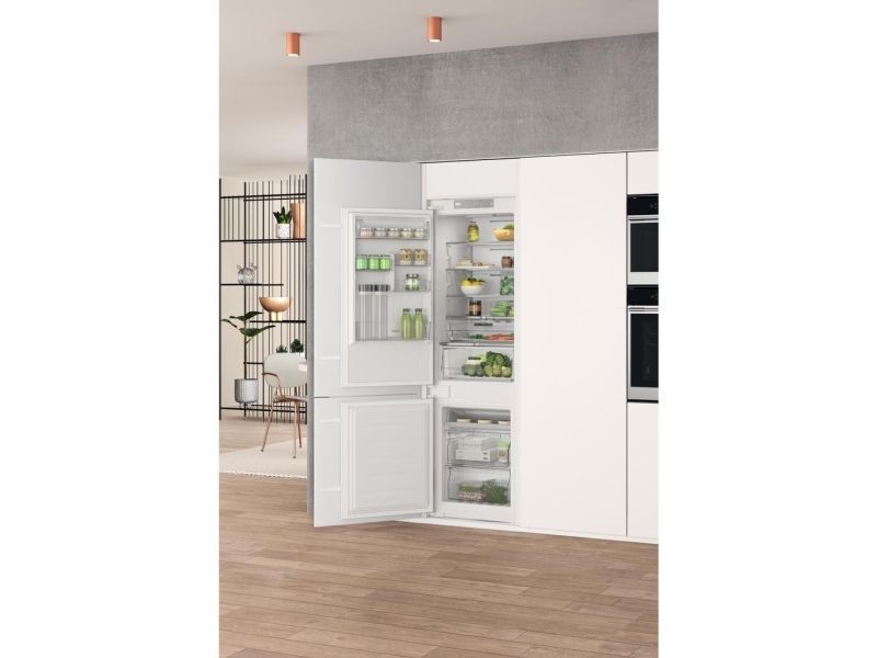 Whirlpool WHC18 T322, 250 L, 32 dB, E