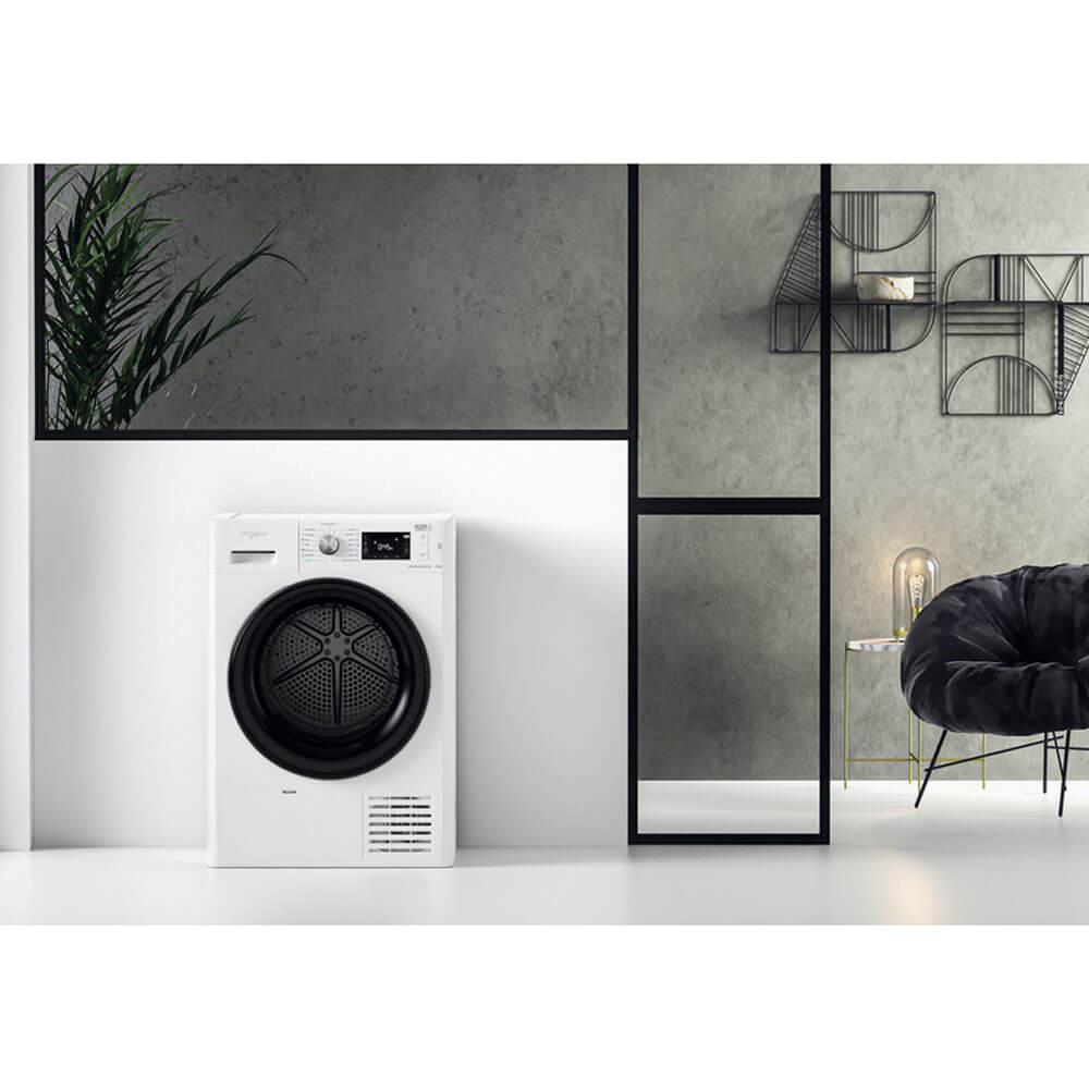 Whirlpool FT M22 9X2B EE