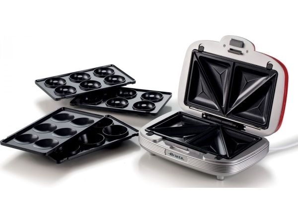 Ariete 1950 edition 1972 - Sandwich/doughnut/muffin-maskine - 700 W - rød billede 4
