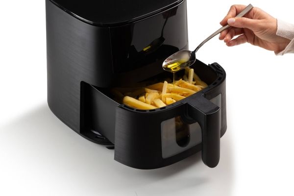 Ariete 4633/00, Varmluftsteger, 4 L, 1,5 kg, 200 °C, Enkelt, Sort