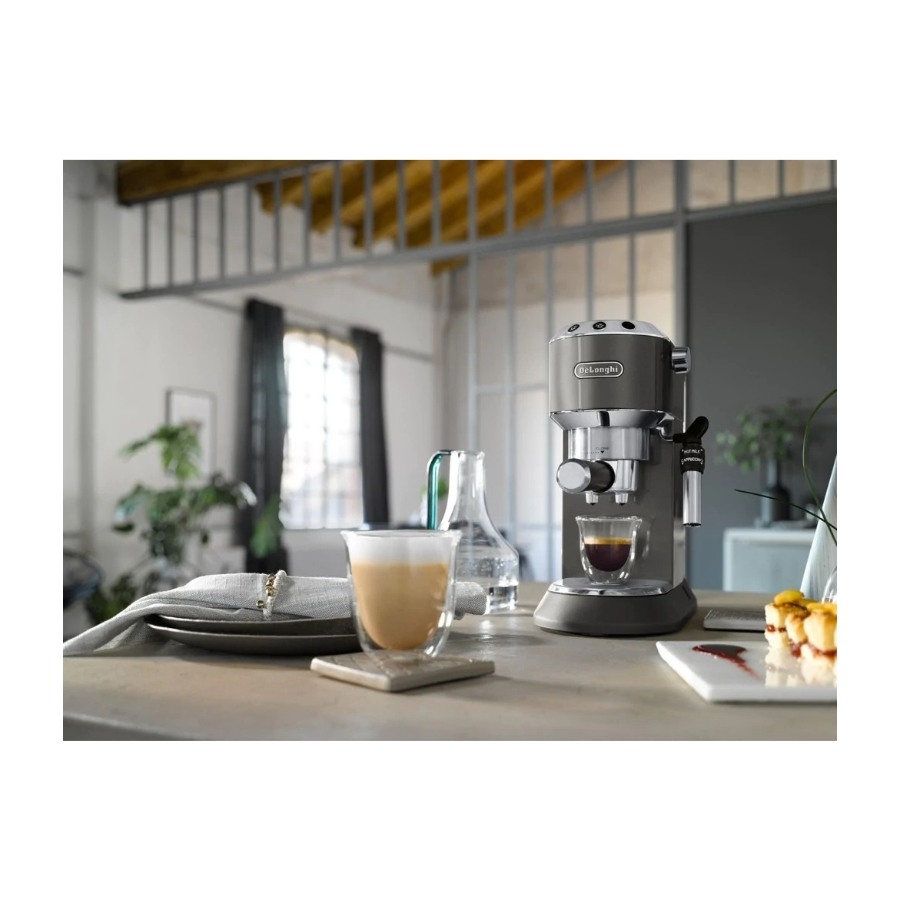 Delonghi EC785.GY espressomaskine, grå