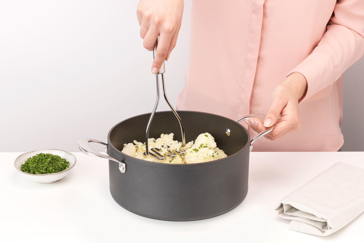 Brabantia 250484, Traditionel kartoffelmoser, Satin stål, Sølv, Rustfrit stål, 1 stk billede 3