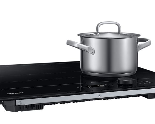 Samsung NZ64B7799GK/U2, Sort, Indbygget, 59 cm, Zone induktionskogeplade, 4 zone(s), 4 zone(s)